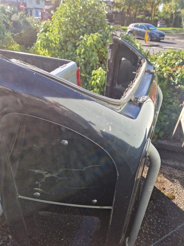 Nissan navara canopy snug - nissan,